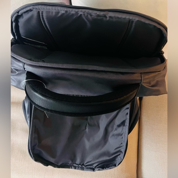 High Sierra Charcoal Backpack - Picture 5 of 6